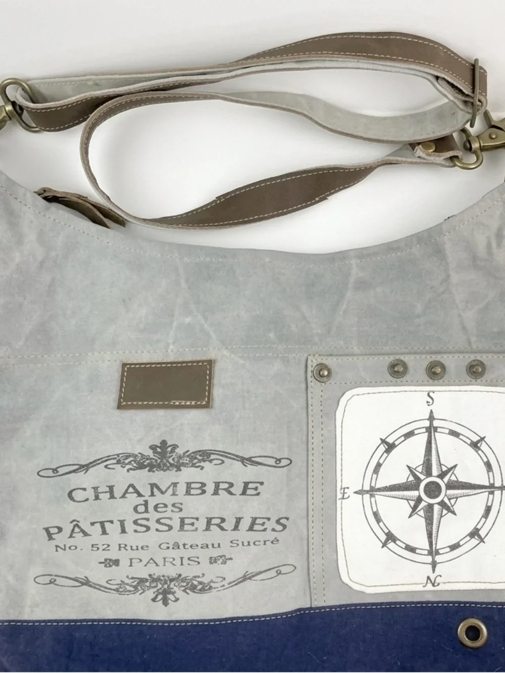 Clea Ray Chambre Des Patisseries Hobo Bag